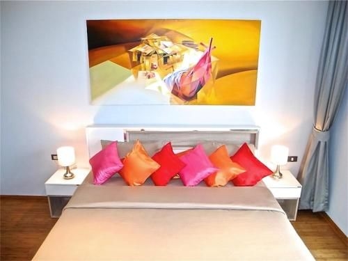 เอมเมอรัล ป่าตอง 1 เบดรูม โมเดิล อาร์พาร์ทเม้าท์ # 109 (Emerald Patong 1 bedroom Modern Apartment # 109)2