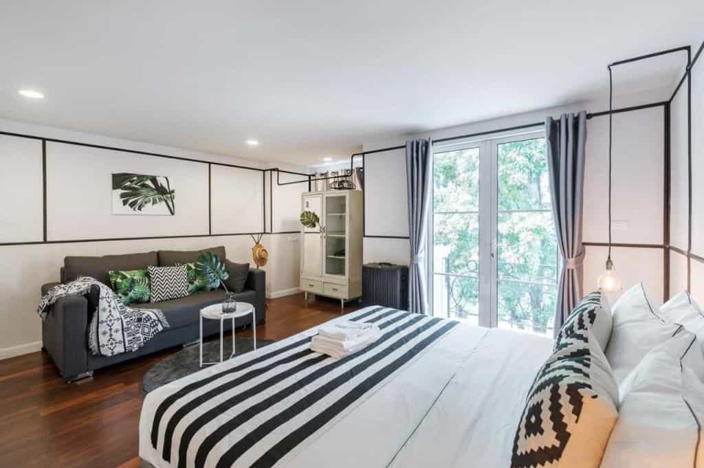 MIQ Asoke808 Villa - Asoke BTS - garden pool - 16 Pax MIQ Asoke808 Villa - Asoke BTS - garden pool - 16 Pax