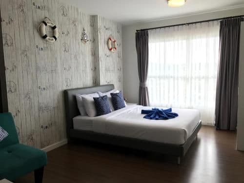 Studio Apartment with Sea View