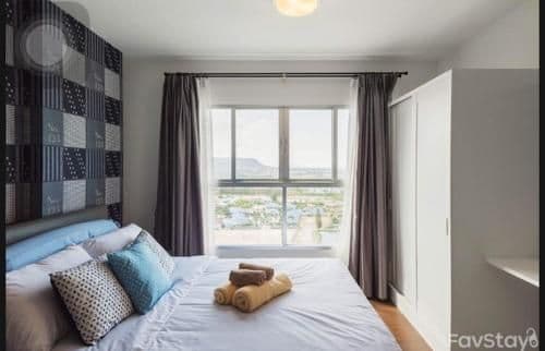 Studio Apartment with Sea View