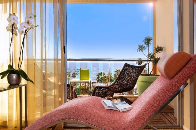 Double or Twin DELUXE SEA VIEW