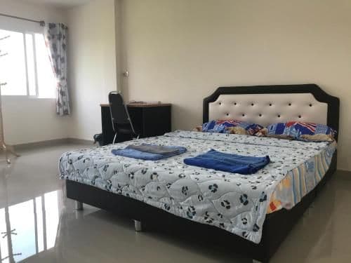 Double Room with Shared Bathroom