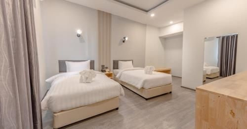 เพพเพอรี ฮิลล์ โฮเต็ล (Peppery Hills Hotel)1