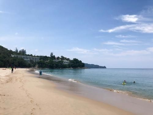 Beach Front Surin Apartment2