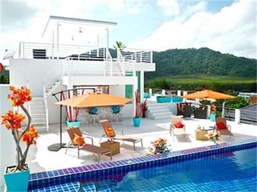 ซันไรส์ 3 เบดรูม โมเดิร์น อพาร์ทเม้นท์ อิน ในหาน (Sunrise 3 bedrooms Modern Apartment In Nai Harn)0