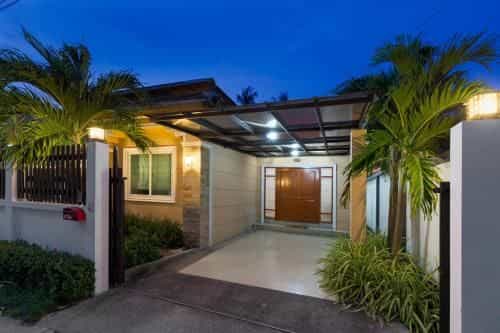 Flamingo Villa in Naiharn beach Flamingo Villa in Naiharn beach