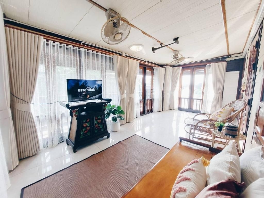 กรีน ริเวอร์ไซด์ โฮมเสตย์ (Green Riverside Homestay)2