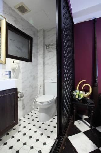 Violet Twin Room