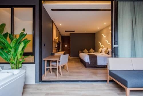Jacuzzi Suite