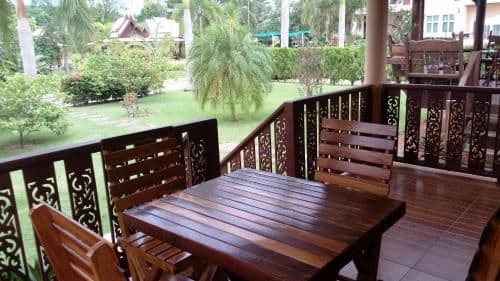 Deluxe Bungalow with Garden View