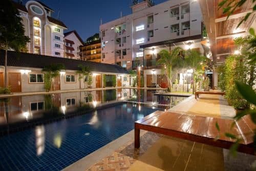 พาราไดซ์แลนด์ รีสอร์ต พาราไดซ์แลนด์ รีสอร์ต