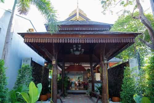 พาราไดซ์แลนด์ รีสอร์ต พาราไดซ์แลนด์ รีสอร์ต