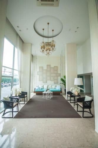 Studio Apartment with Sea View