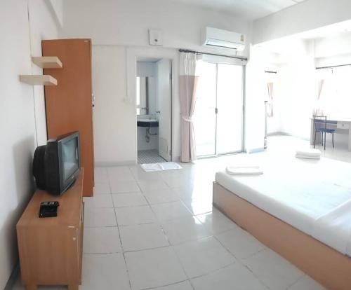สไมล์เพลสแอนด์เรสซิเด้นท์ (Smile Place & Residence)3