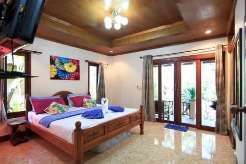 Nice house with private beach And shared pool Nice house with private beach And shared pool