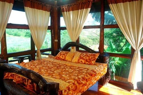 Deluxe Double Room with Air Conditioning