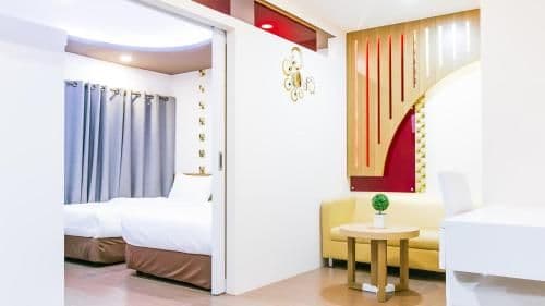 Deluxe Twin Room