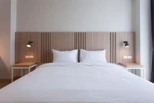 Easy Hotel 2 Easy Hotel 2