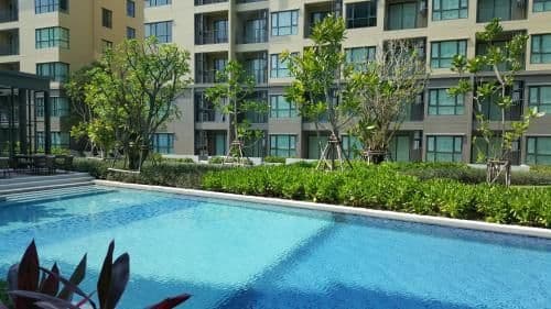 1 Bedroom Apartment with Pool Access