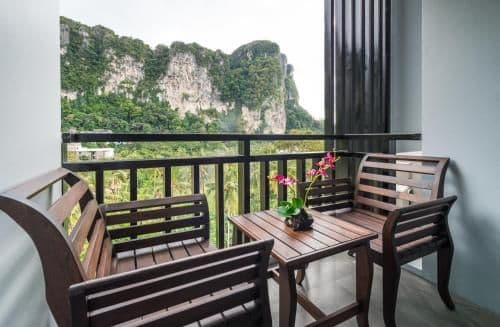 Deluxe Double or Twin Room with Cliff View