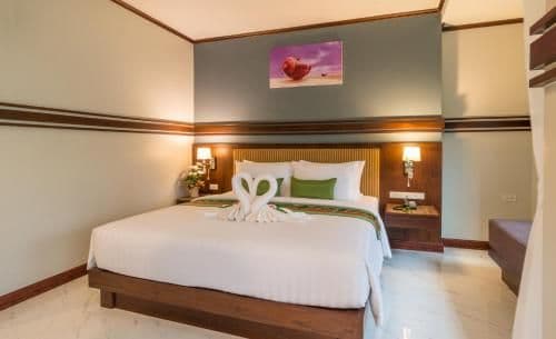 Deluxe Double or Twin Room with Cliff View