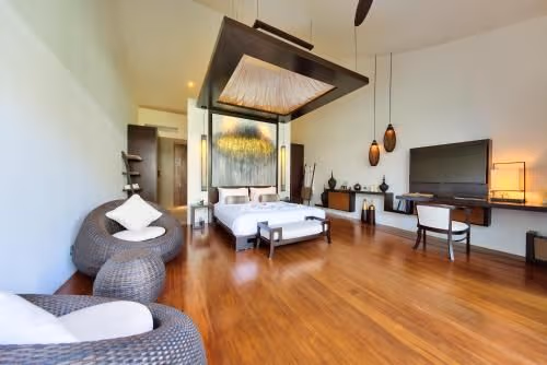 Villa - Beach Front