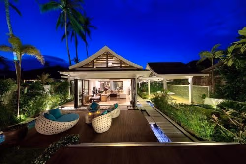 Villa - Beach Front