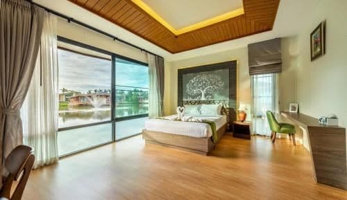 Deluxe Double Room with Balcony