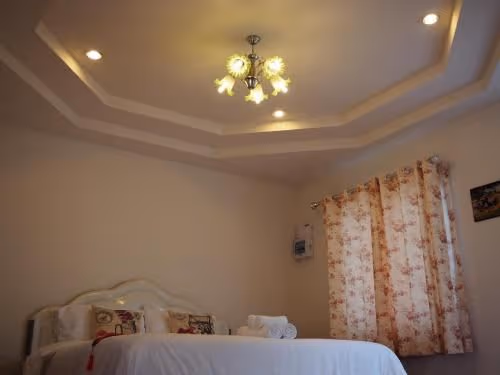 Deluxe Room (2 Adults + 1 Child)