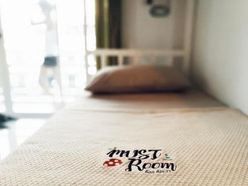 Bunk Bed in Mixed Dormitory Room