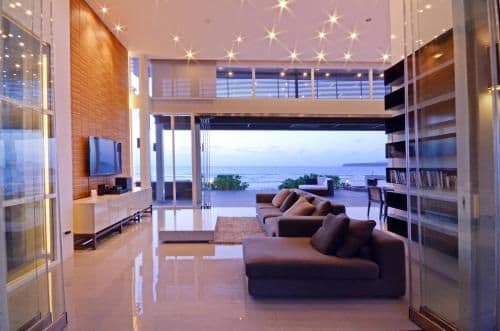 Villa - Beach Front