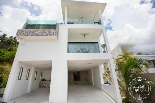 Azur Luxurious Villa 4 BR Ocean View3
