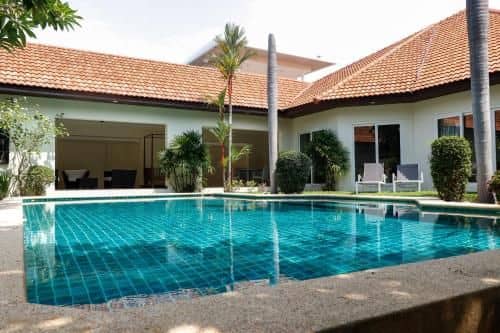Luxury 4 bhk villa + private pool Luxury 4 bhk villa + private pool