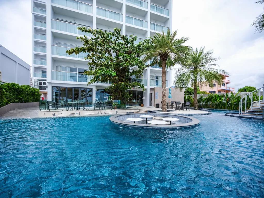 โรงแรมวรริตา โคว์ฟ โรงแรมวรริตา โคว์ฟ
