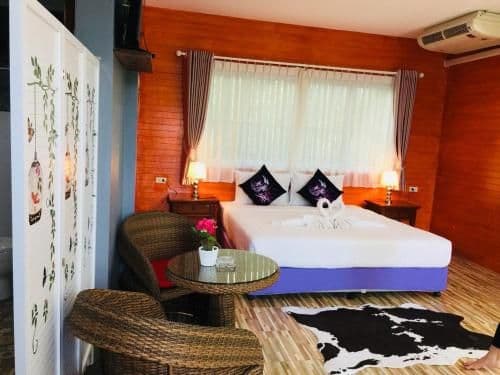 Quadruple Room with Mountain View