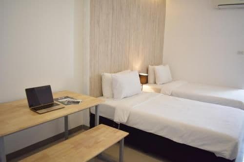 Standard Twin Room