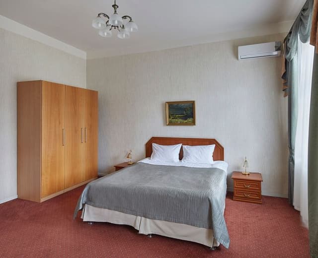 JUNIOR SUITE CAPACITY 1