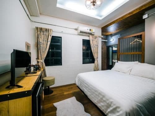 Double Room with Private Bathroom