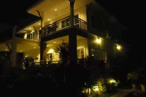 Luxurious Villa with Private Pool and Jacuzzi Luxurious Villa with Private Pool and Jacuzzi