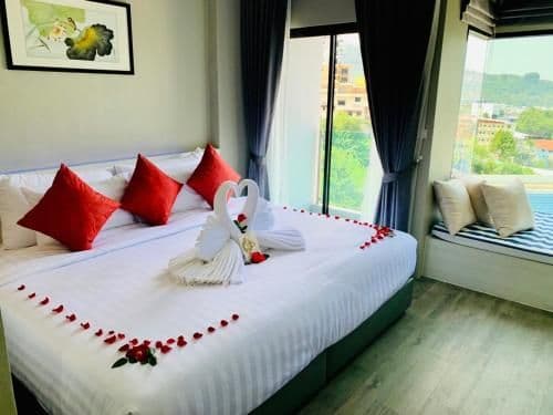 Deluxe Double or Twin Room with Sea View