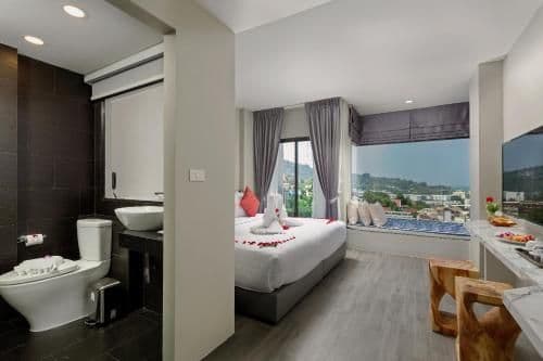 Deluxe Double or Twin Room with Sea View