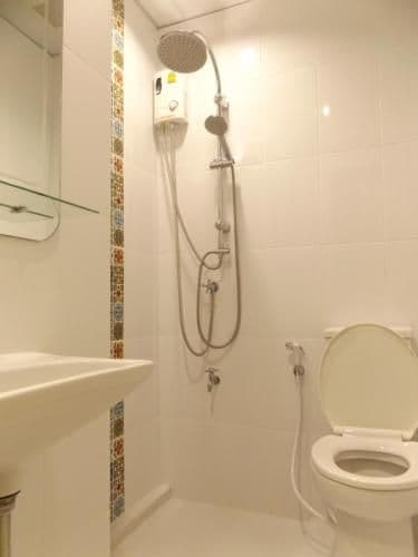 Twin Room with Private Bathroom