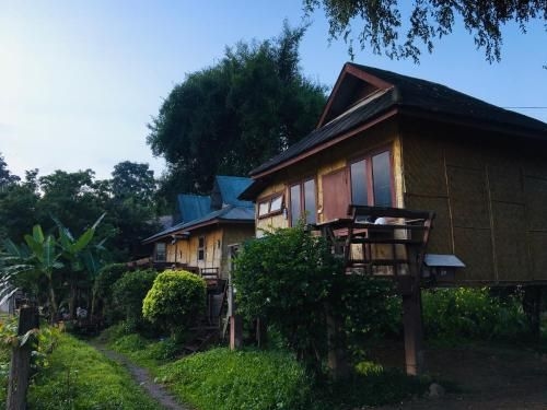 Golden Hut -Chill Bungalows in town黄金泰式传统独栋小屋 (Golden Hut -Chill Bungalows in town)0