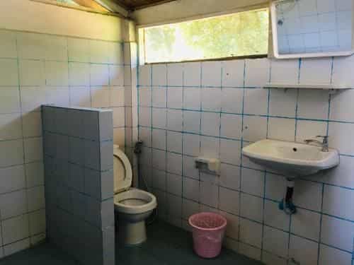Golden Hut -Chill Bungalows in town黄金泰式传统独栋小屋 Golden Hut -Chill Bungalows in town黄金泰式传统独栋小屋