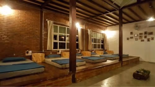 Bed in 10-Bed Mixed Dormitory Room