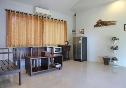 Family Room (Bua Tong)