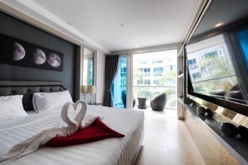 Centara Avenue Central Pattaya - Exquisite Apartment0