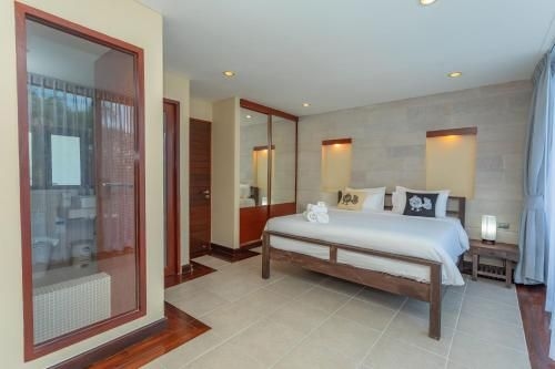 The Local Phuket3