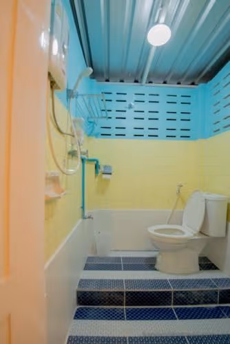 Triple Room with Shared Toilet