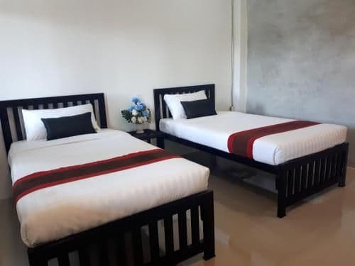 Twin Room with Private Bathroom